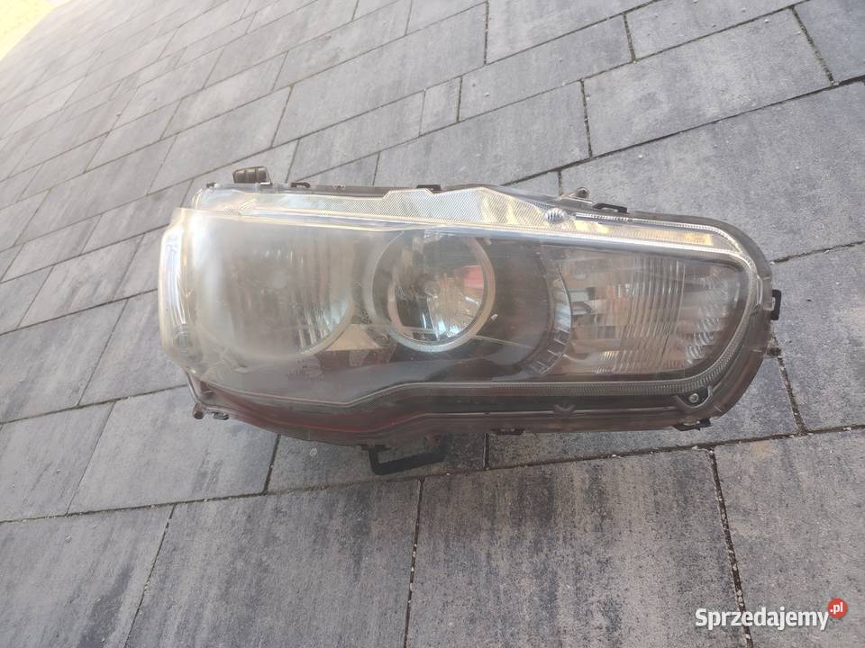 Lampa mitsubishi lancer x Babice