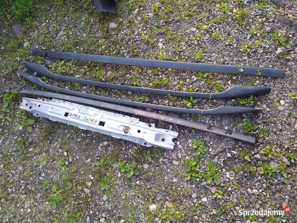Zafira a relingi dachowe listwy Rok produkcji 2002 Ostrów Wielkopolski sprzedam