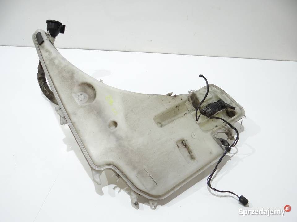 ZBIORNICZEK PŁYNU DO SPRYSKIWACZY BMW 3 E90 LCI sprzedam