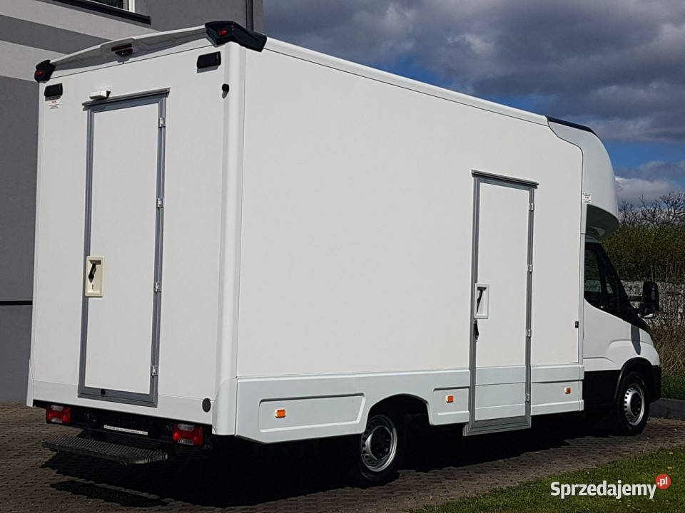 Iveco Daily KONTENER NISKOPODŁOGOWY 443x223x242 nieuszkodzony Poręba