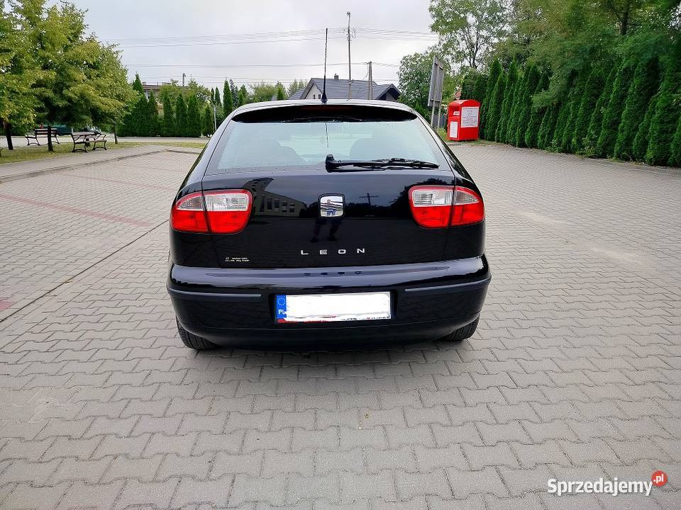 Doinwestowany Seat Leon 16 benzyna2005 światła przeciwmgielne