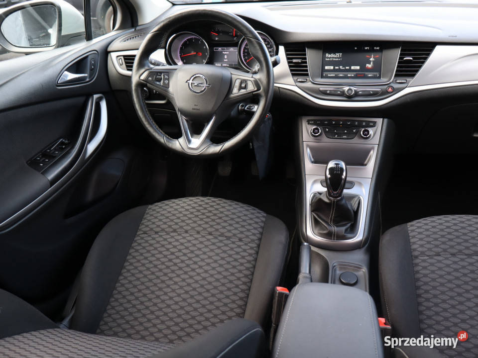 Opel Astra 14 T