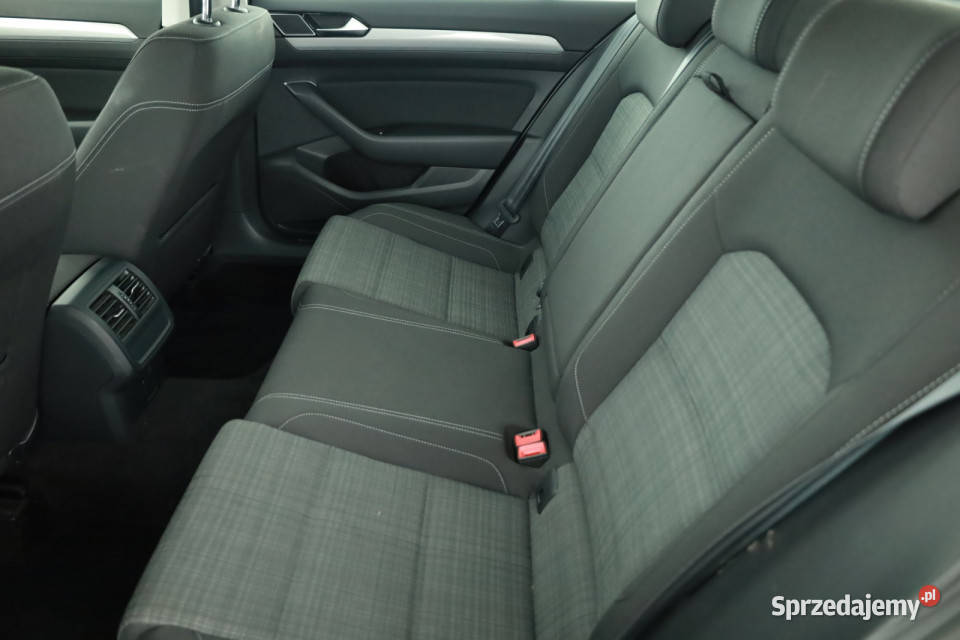 VW Passat 15 TSI pełny VAT Passat Piaseczno sprzedam