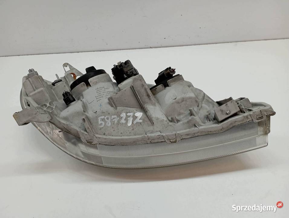 LAMPA PRZÓD LEWA KOMBI E12 Toyota Corolla IX Lampy przednie