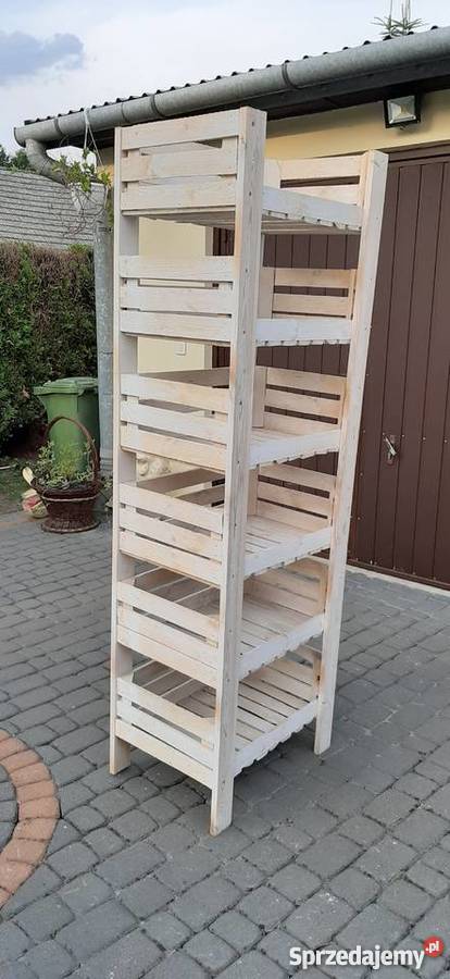 Regał ze skrzynek Leżajsk