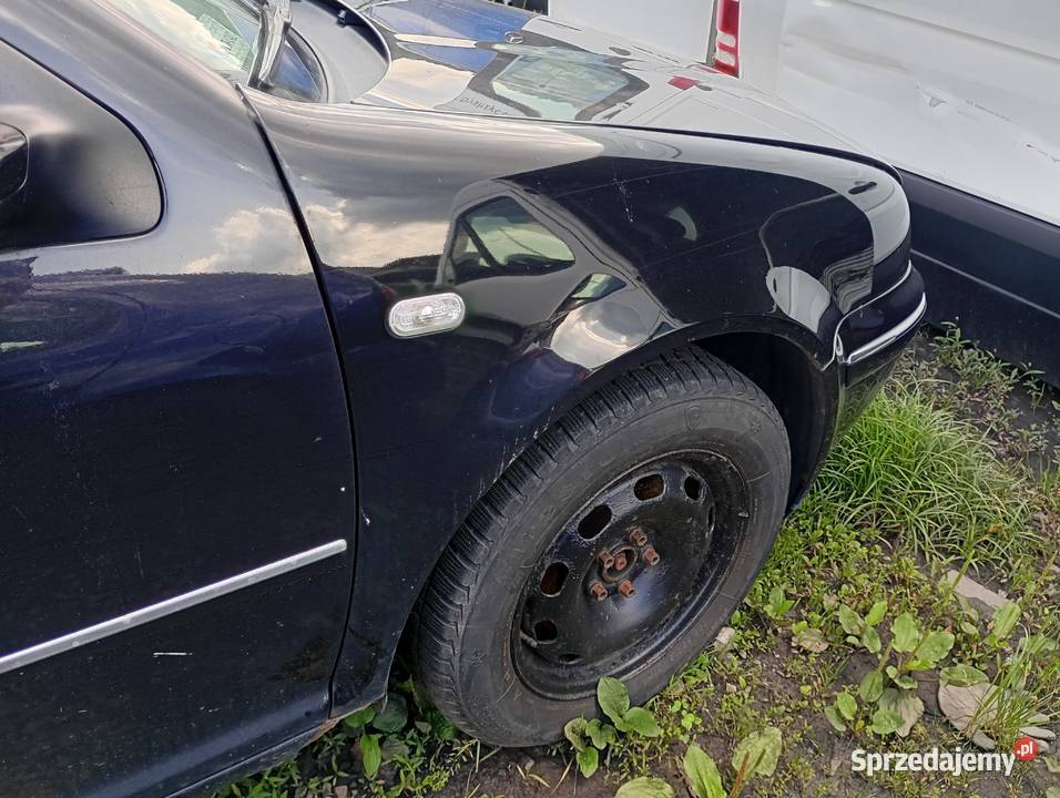 Vw Bora 20 zderzak przedni części transport FV Wałbrzych