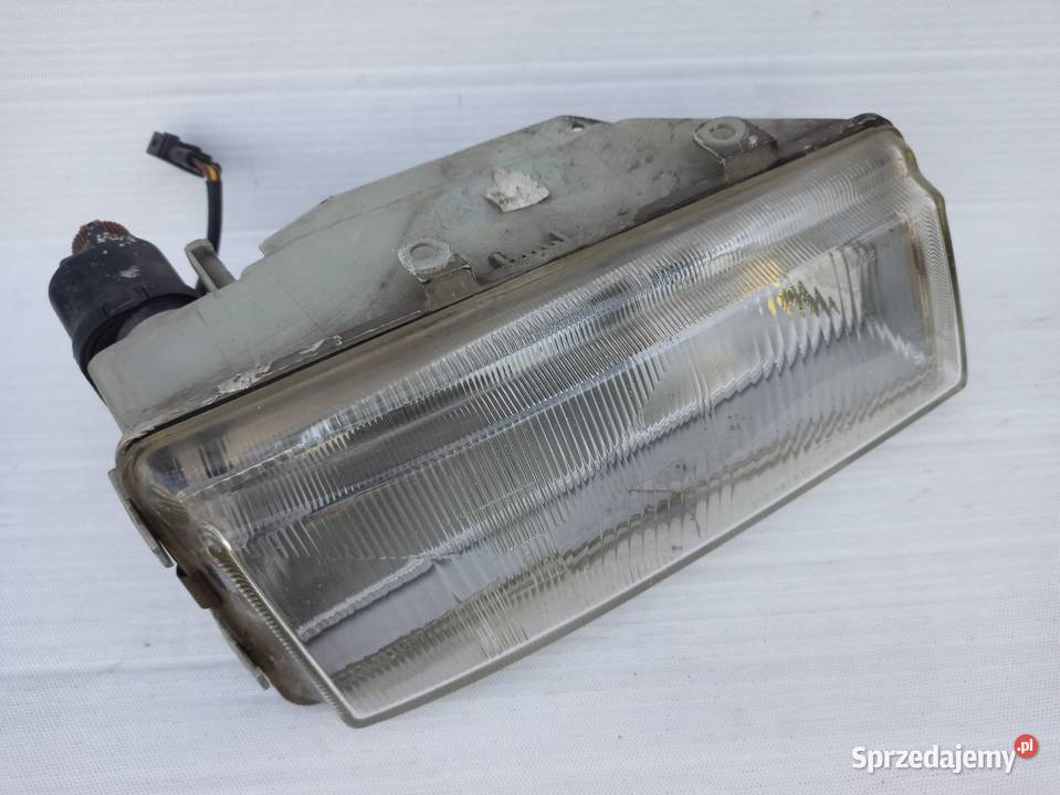 Seat Toledo I 1 lampa przednia prawa reflektor