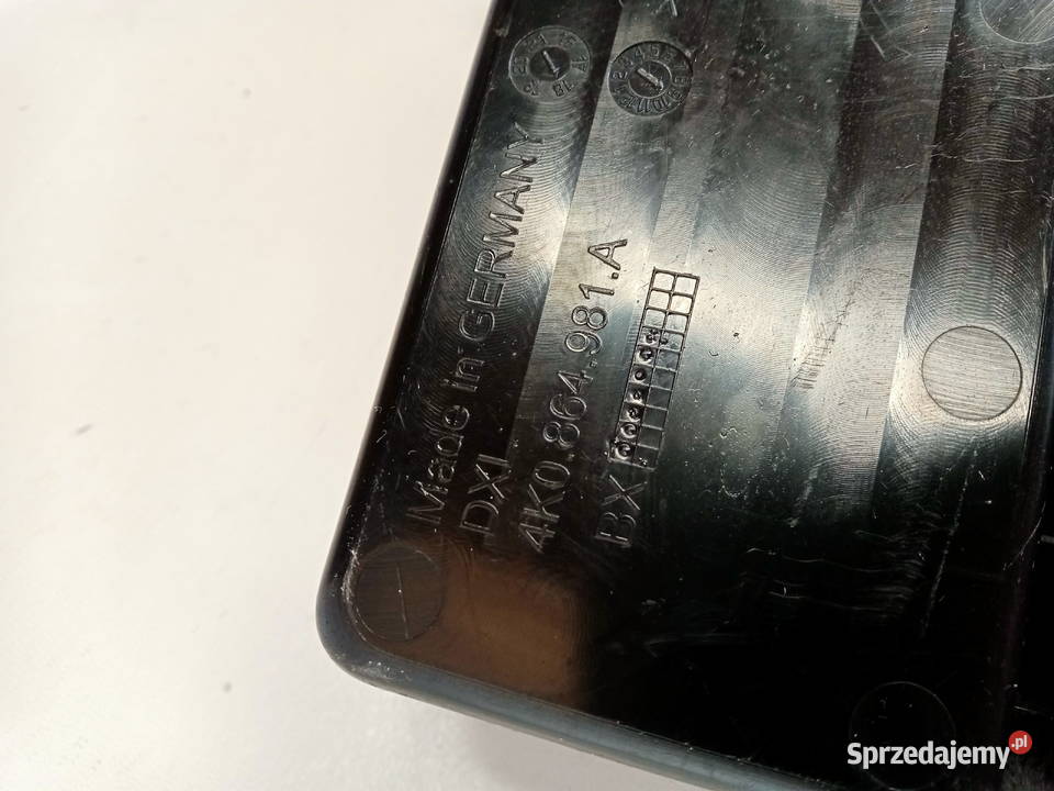AUDI A6 C8 4K ŁADOWARKA INDUKCYJNA USB osobowe Rakoniewice sprzedam