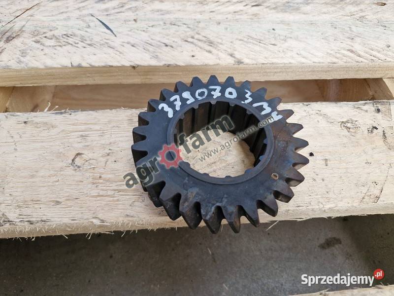 Koło zębate Massey Ferguson 5425 6235 6260 6280 Byków