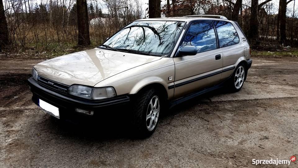 Toyota Corolla E9 Gti 16 16V 136 Zamiana lakier metallic Chojnice