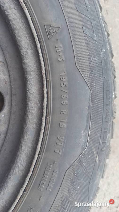 Opony zimowe Uniroyal 19565R15 na felgach Siedlce