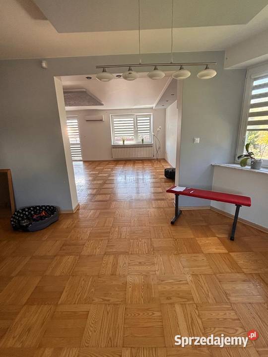 Dom 260m garaż 4 auta Działka 1723 m2 Radomsko