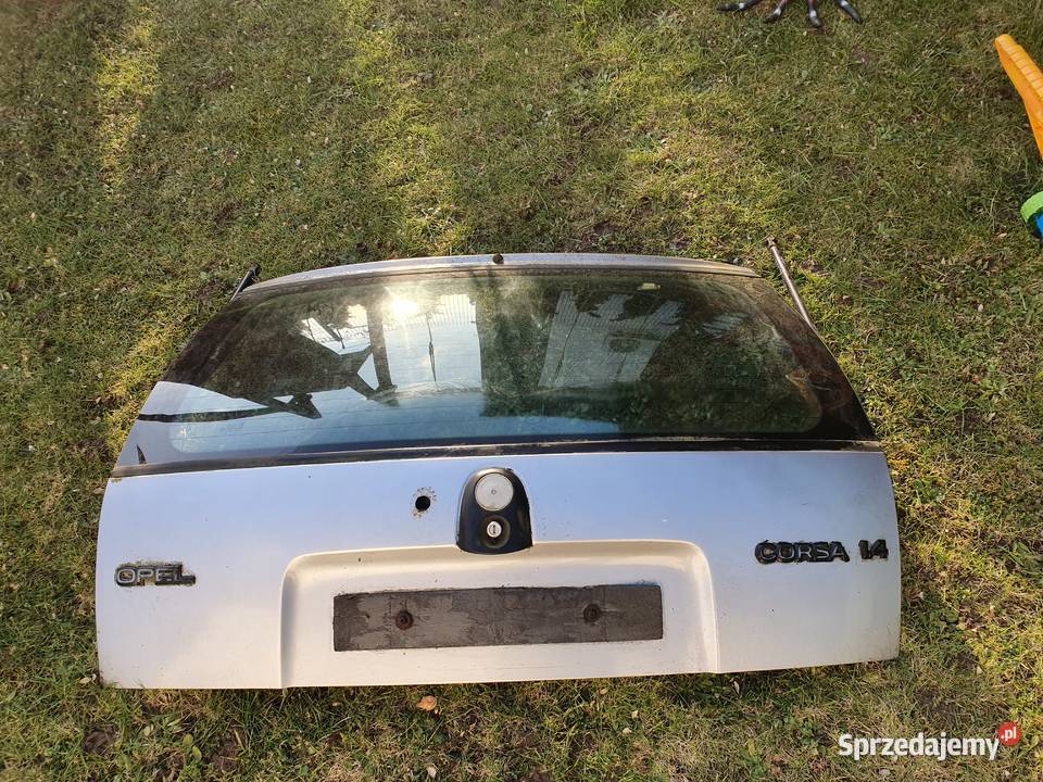 Klapa pokrywa bagażnika tylna tył opel Corsa B 5 małopolskie Kraków