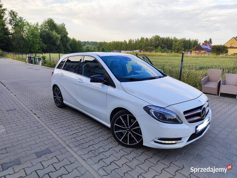 MercedesBenz klasa B 250 2014r automat 211 małopolskie Lusina