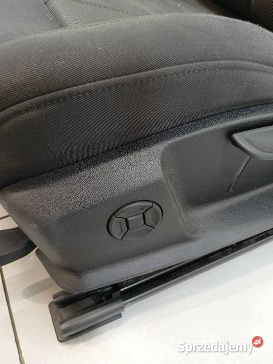 FOTELE LEWY KIEROWCY GRZANY Audi A6 V 2018 C8