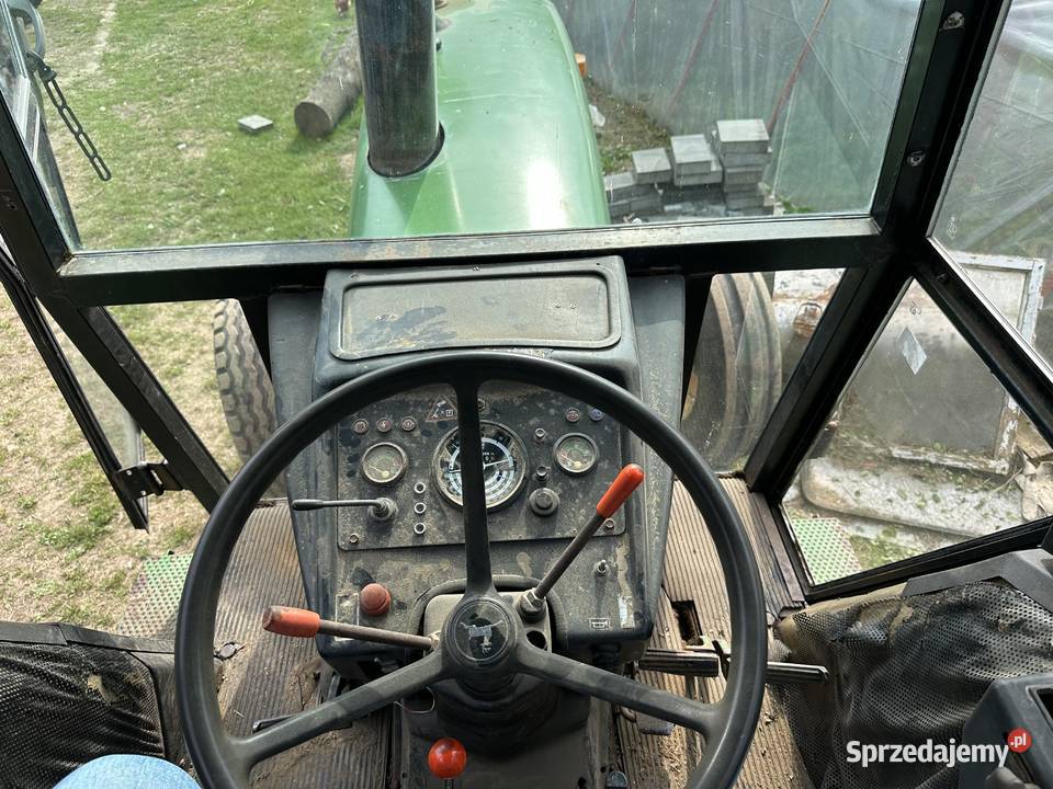 John Deere 3130 zarejestrowany Sprzedam pub Przeworsk