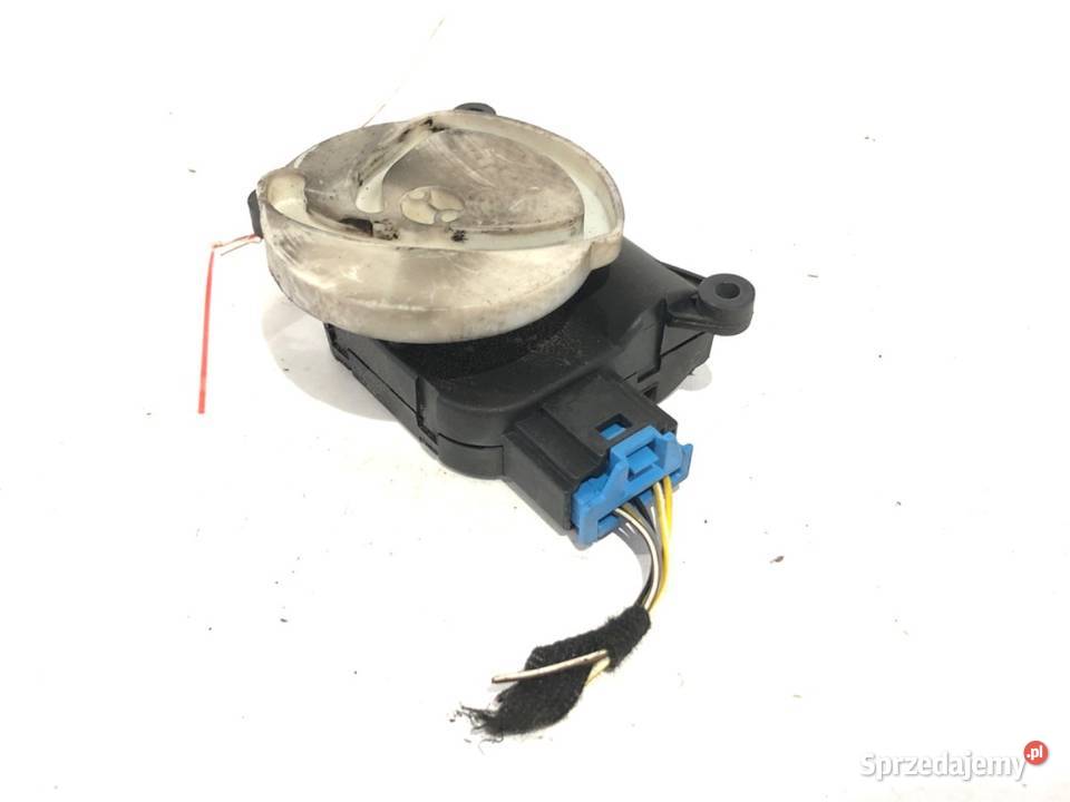 SILNIK NAGRZEWNICY SEAT 8E1820511C EXEO 0813