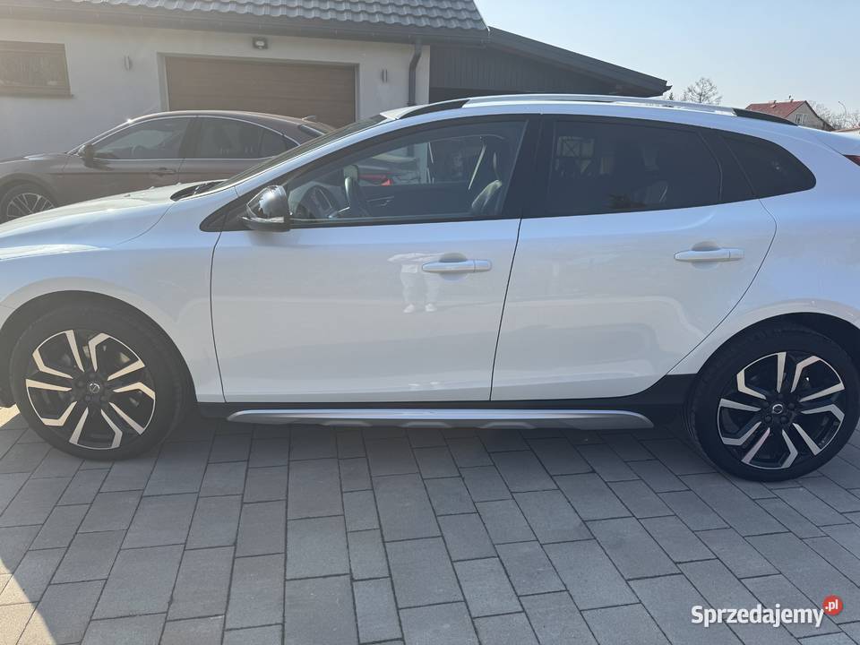 Volvo V40 Cross Country D3 150 Salon Polska