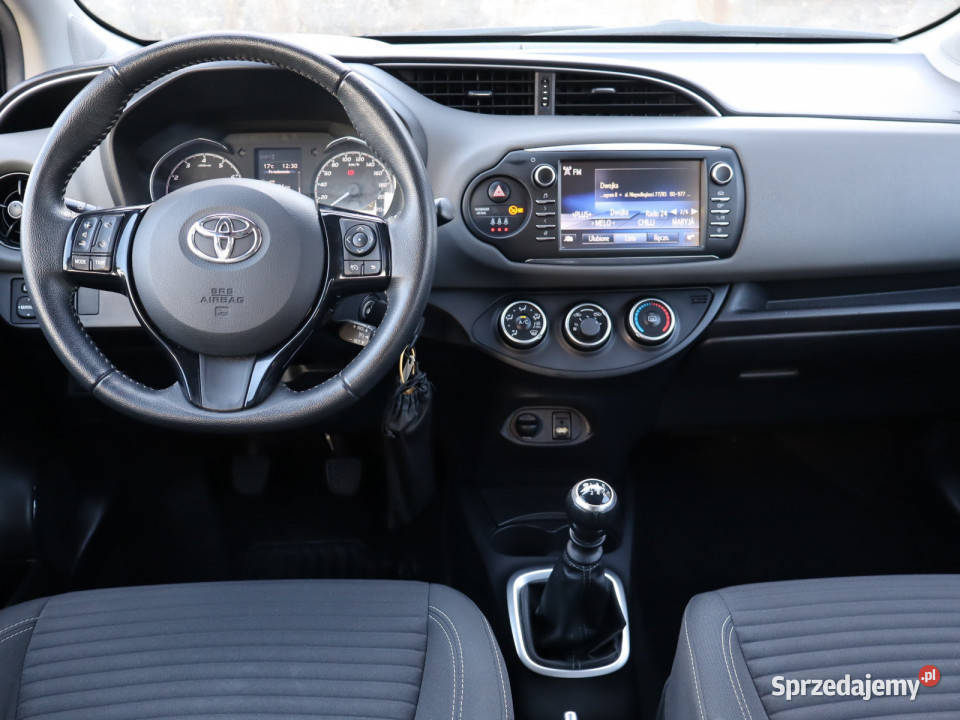 Toyota Yaris 15 Dual VVTi elektryczne lusterka Katowice