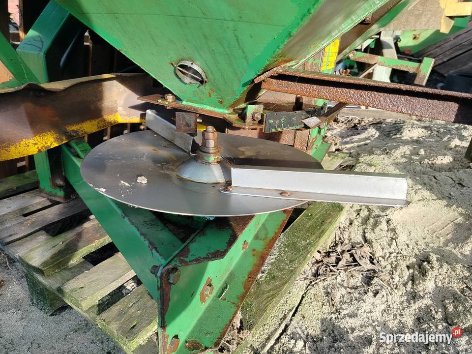 Rozsiewacz nawozu Unia Brzeg rnz2 RENOWACJA nieuszkodzony Wymokłe