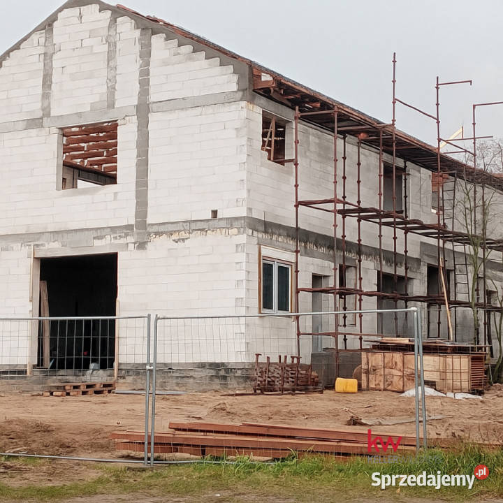 Dom bliźniak 15151m2 Kobylniki Brzozowa sprzedam