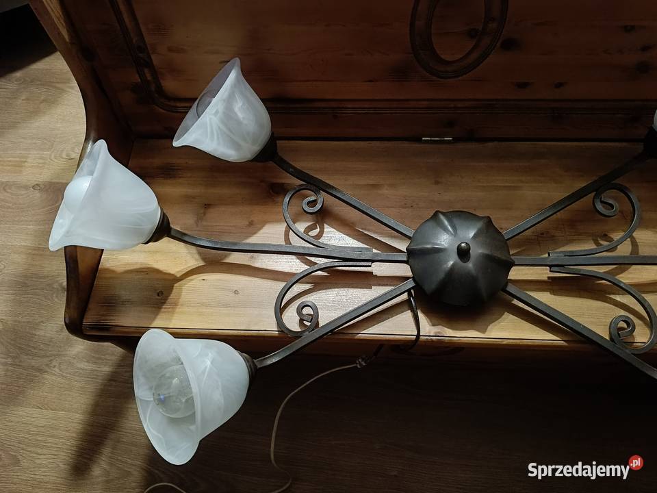 Lampa elektryczna metalowa kowalstwo artystyczne Lipno