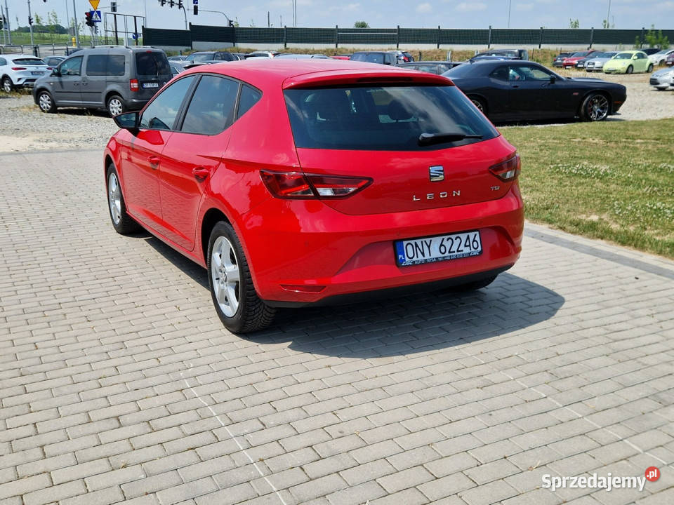 Seat Leon 12tsi 85 Benzyna Klima Alu Felgi Raty nieuszkodzony Strobice