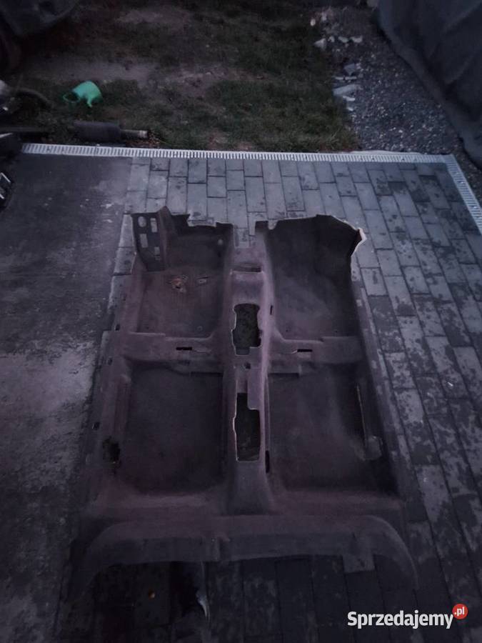 Wykładzina audi a3 8l 3drzwi Szczucin