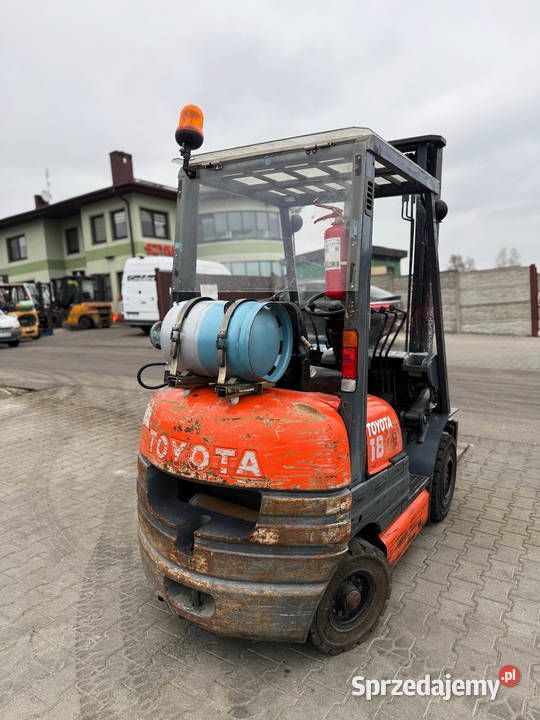 wózek widłowy TOYOTA 6FG18 1800 podnoszenie 370m Wózki widłowe Działoszyn
