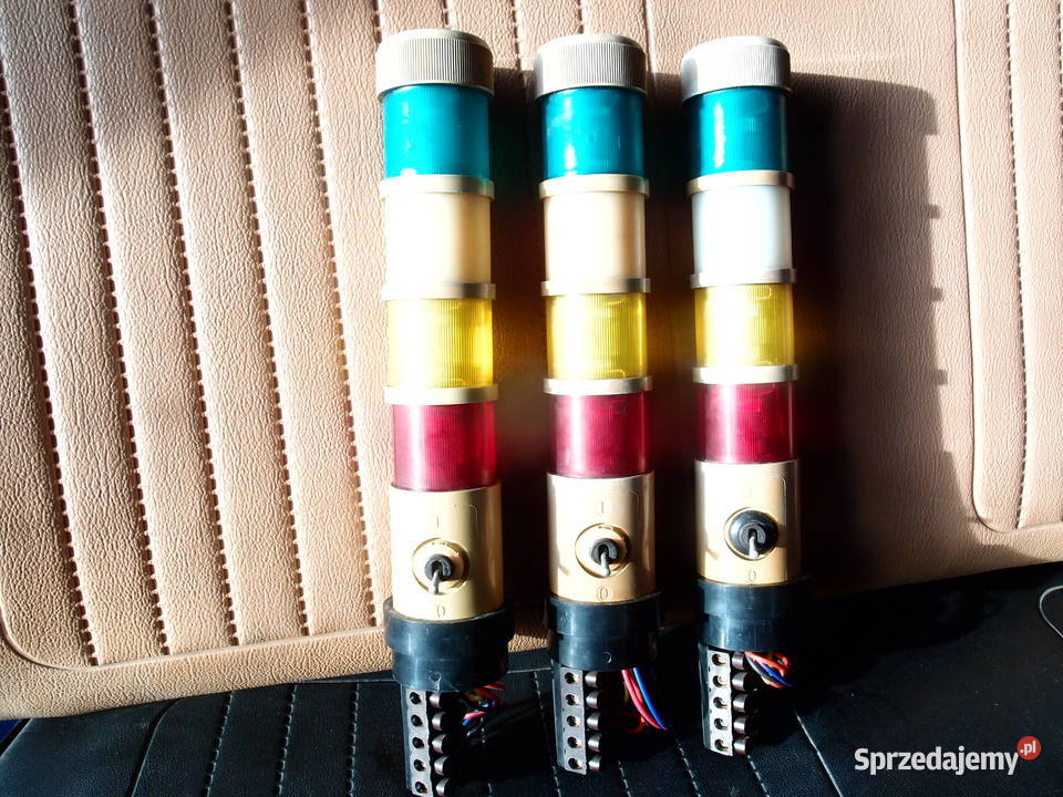 Lampa sygnałowa kolumna sygnalizacyjna 4 Łódź