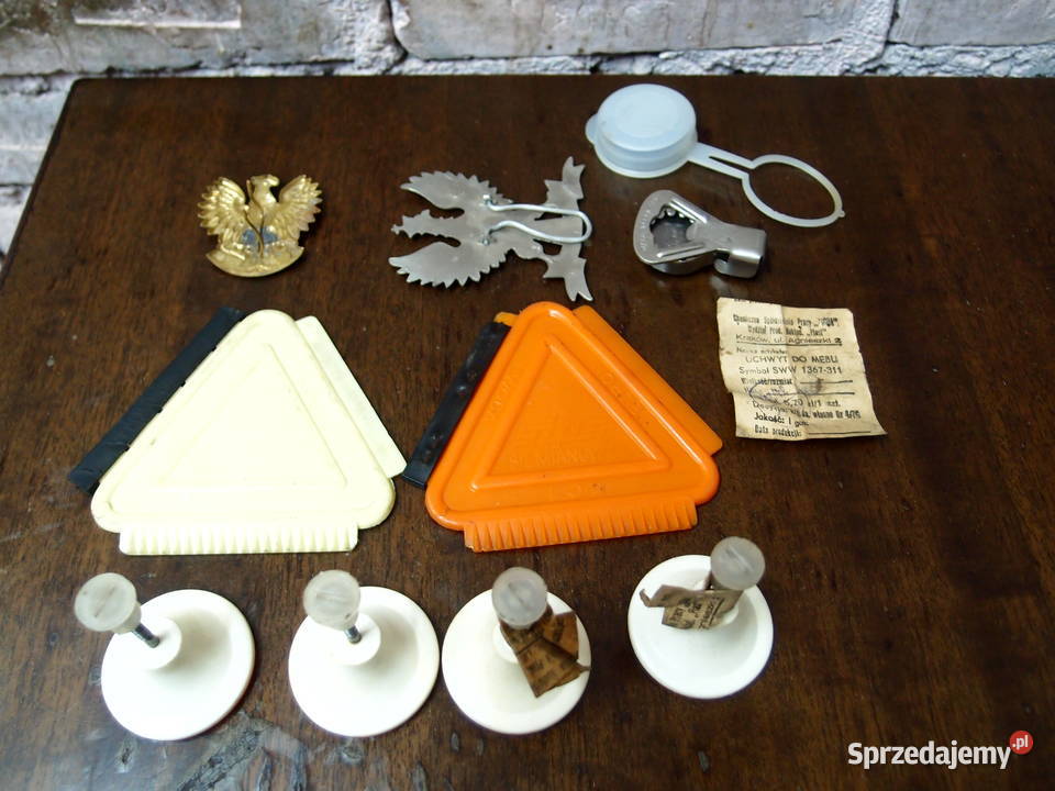 różne starocia pamiątki z PRLu łódzkie