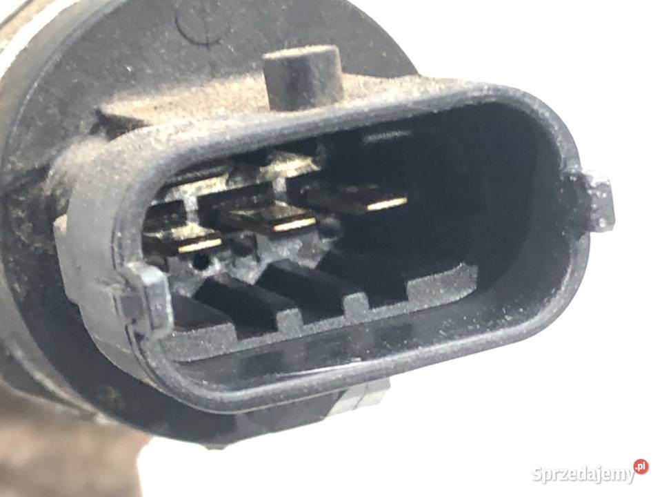 LISTWA WTRYSKOWA OPEL CORSA D 55573331 13 95