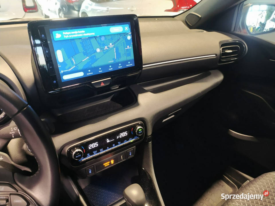 Toyota Yaris 15 125 Style CVT Pierwszy czujnik deszczu Łódź