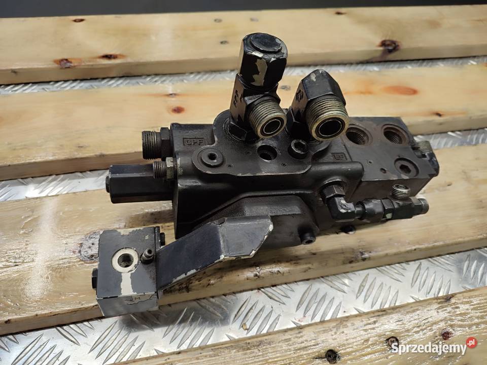 Zawór hydrauliczny 7GH600101 CASE PUMA 180 wielkopolskie Wilkowo