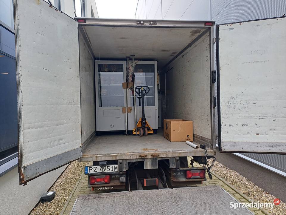 Przewóz palet maszyn i rzeczy Bus z windą Luboń