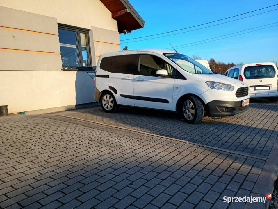 Ford Courier krajówka boczne drzwiklima komputer pokładowy śląskie sprzedam