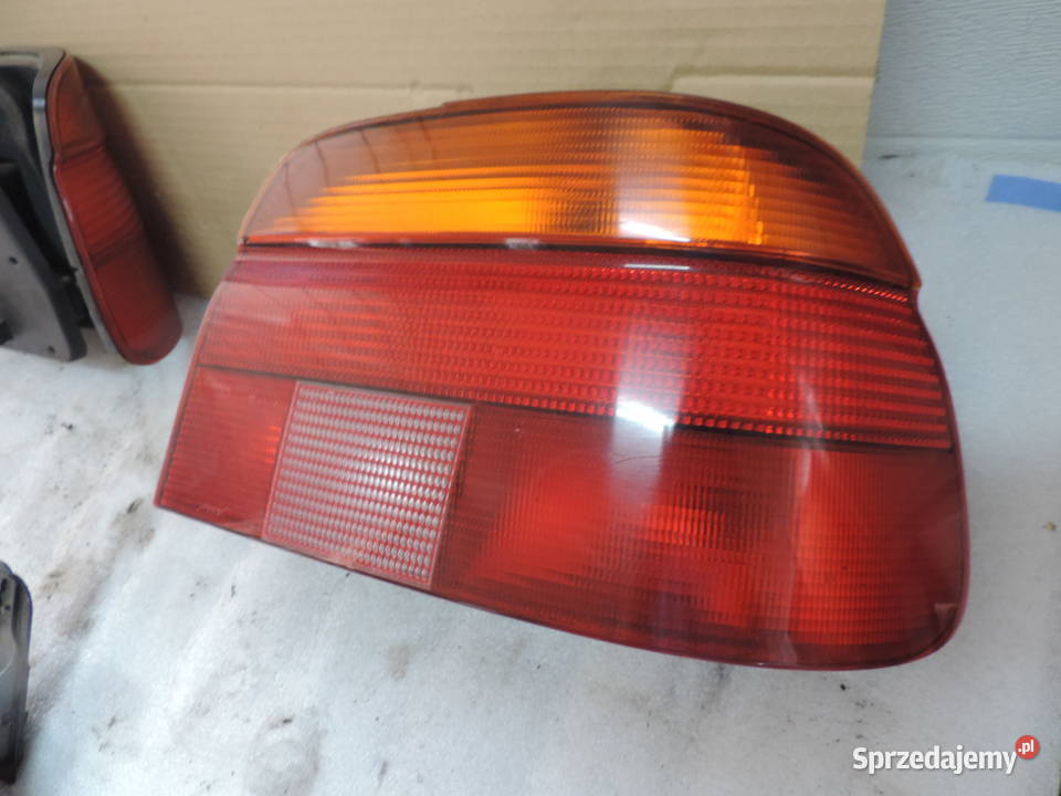 LAMPA PRAWA TYLNA BMW E39 SEDAN PRZED LIFT Części samochodowe Nowy Sącz