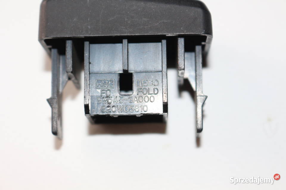 HYUNDAI TRAJET ZAŚLEPKA PRZEŁĄCZNIKA 935453A000 osobowe Prochowice