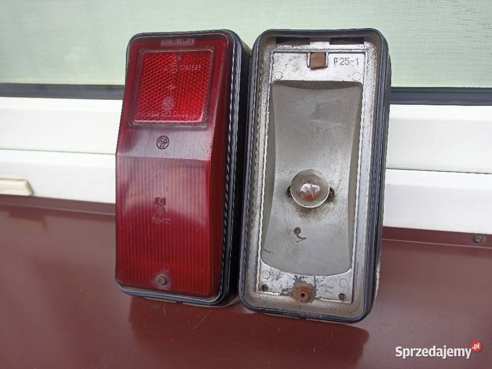 Fiat 125p lampa tył tylna prawa stary typ Sieradz