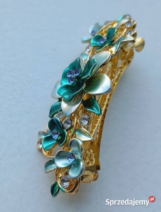 Śliczna spinka do włosów