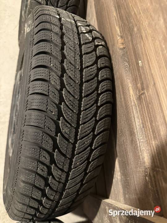 Opony Zimowe ze stalówkami 4x100 17570R13 FRIGO podkarpackie Dębica