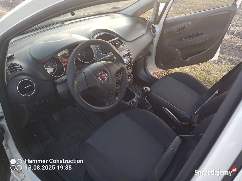 Sprzedam Fiata Gpunto 2015r 14 bg elektryczne lusterka Jędrzejów sprzedam