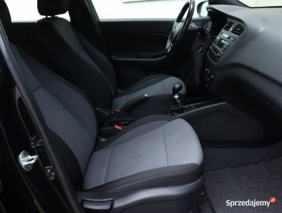 Hyundai i20 12 Hyundai