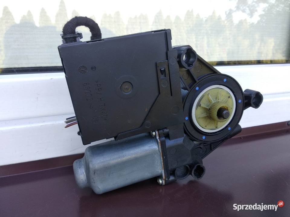 VW Touran 1T0 Octavia silniczek podnoszenia