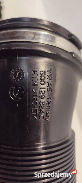 SKODA KAROQ PRZEWÓD POWIETRZA 15 TSI 5Q0129684C Węże chłodnicy dolnośląskie