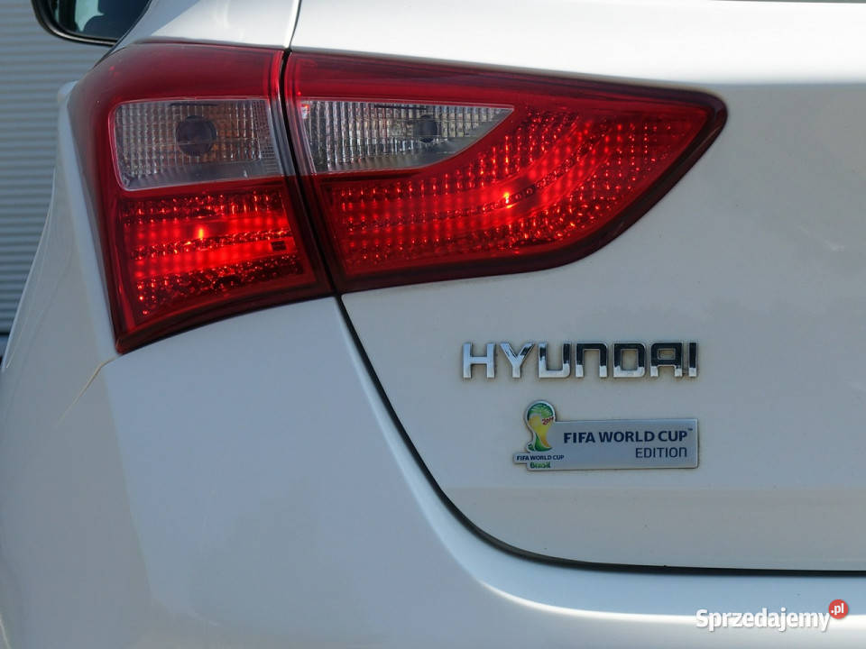 Hyundai i30 14 Ben100Wersja Fifa EditionGrzane klimatyzacja Lublin sprzedam