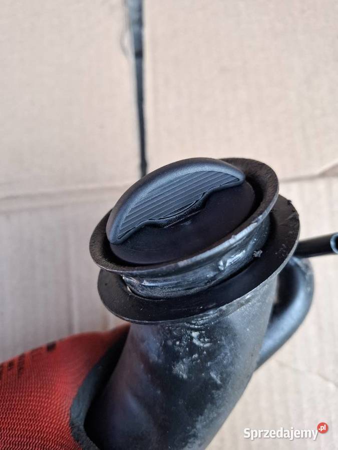 Korek baku paliwa rura wlew Fiat 126p Maluch Strzelce Opolskie
