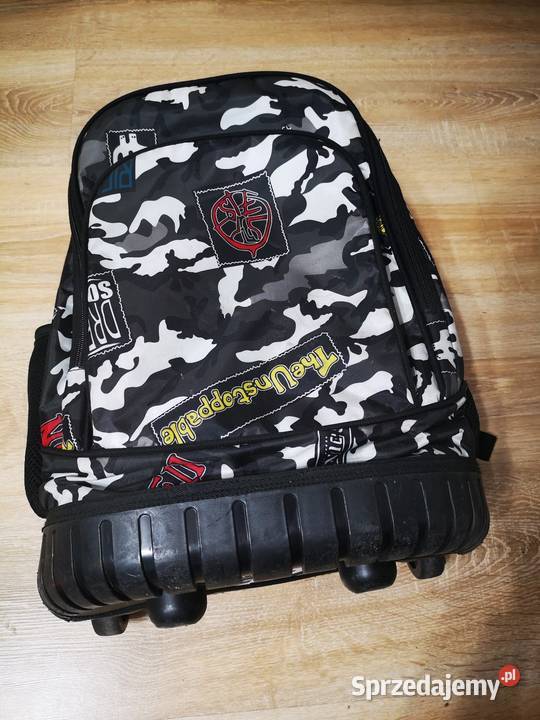 Plecak na kółkach czarny z rączką Kielce