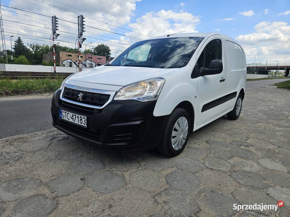 Peugeot Partner 201718 faktura VAT manualna Warszawa