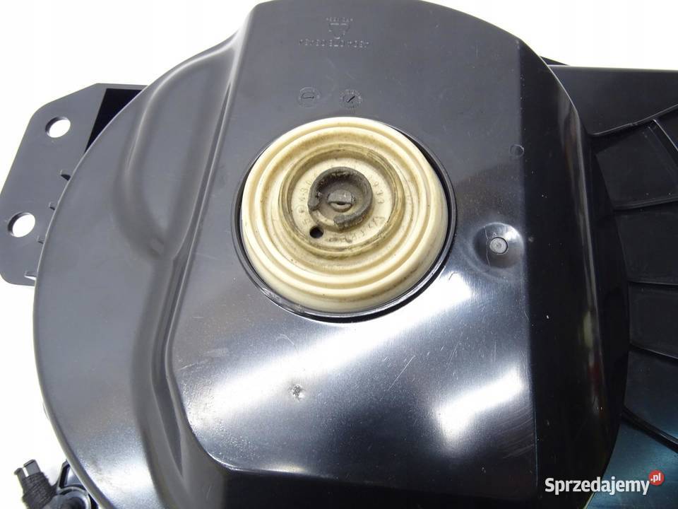 GŁOŚNIK SUBWOOFER PRAWY BMW F20 F21 F30 F31